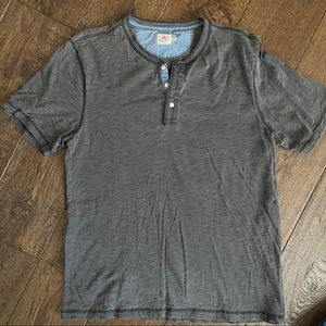 FAHERTY HENLEY tshirt men’s XL